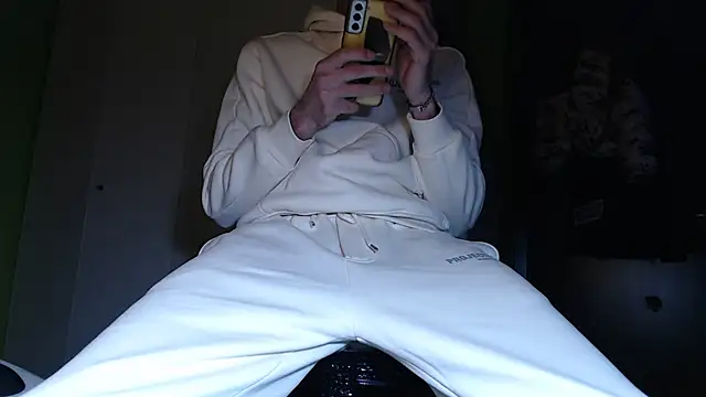 Snapshot of MASTERMONEY chatting on 01.21.25 MASTERMONEY online show from 01.21.25