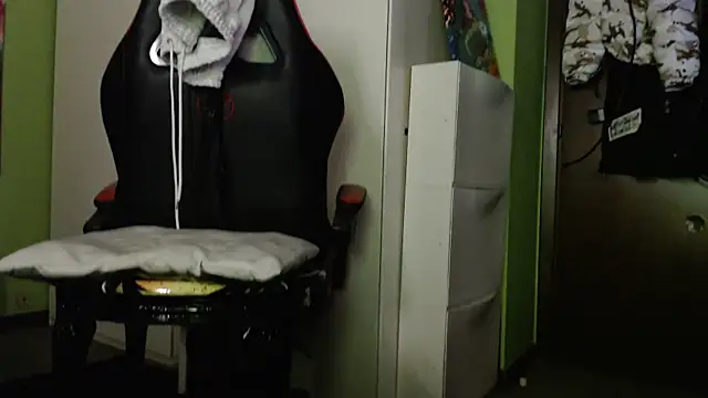 Snapshot of MASTERMONEY chatting on 01.25.25 MASTERMONEY online show from 01.25.25