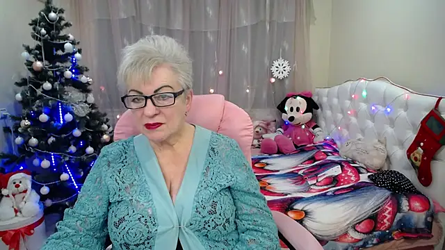 KayleSmoll online show from 12.27.24
