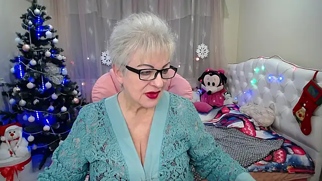 KayleSmoll online show from 12.30.24