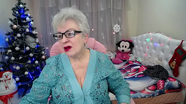 KayleSmoll online show from 01.03.25