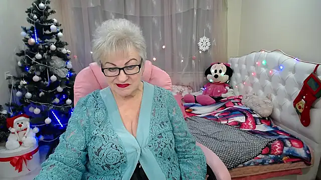 KayleSmoll online show from 01.14.25