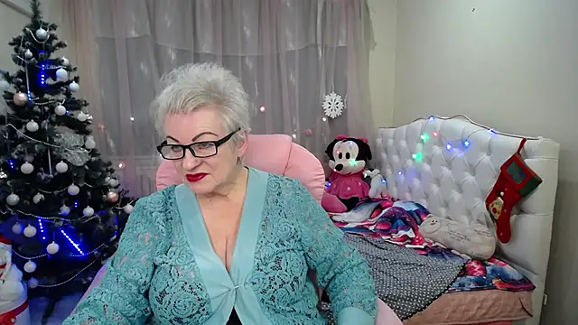 KayleSmoll online show from 01.21.25