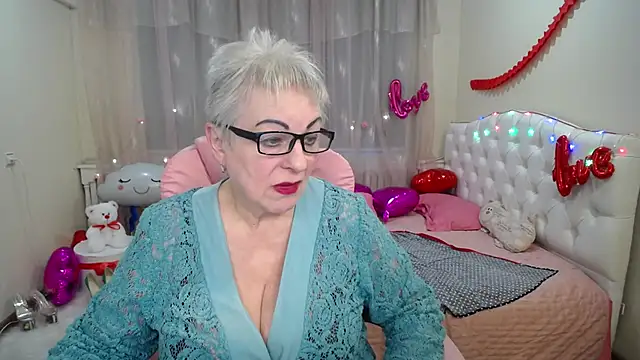 KayleSmoll online show from 03.02.25