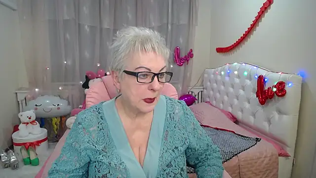KayleSmoll online show from 03.12.25