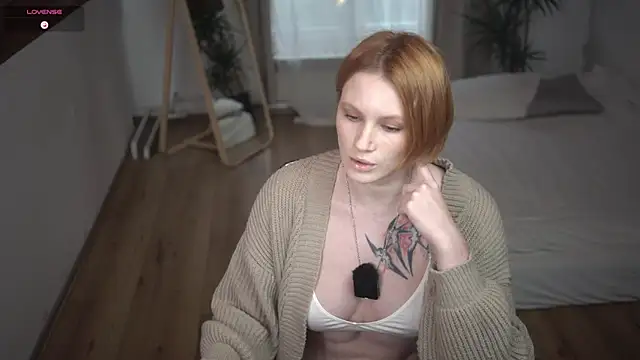 AkaneiroDemon online show from 01.14.25