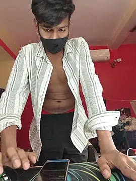 richardjames95 online show from 07.06.26