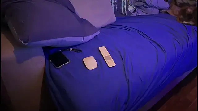 Snapshot of swissMen_DE chatting on 03.04.25 swissMen DE online show from 03.04.25