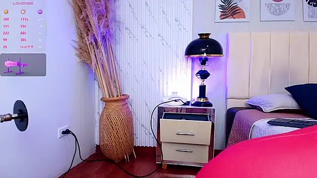 alice-millerr online show from 09.25.25