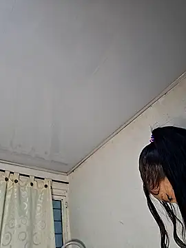 Kloemoretti online show from 10.08.25