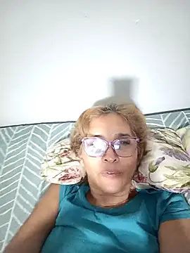 leona- online show from 02.18.25