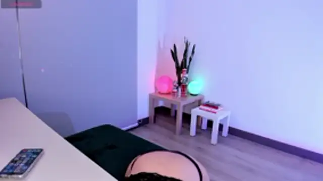 Kaarla    online show from 12.21.25