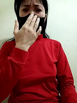 Snapshot of YunLem chatting on 02.15.25 YunLem online show from 02.15.25
