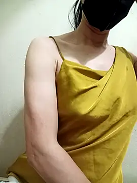 Snapshot of YunLem chatting on 03.03.25 YunLem online show from 03.03.25