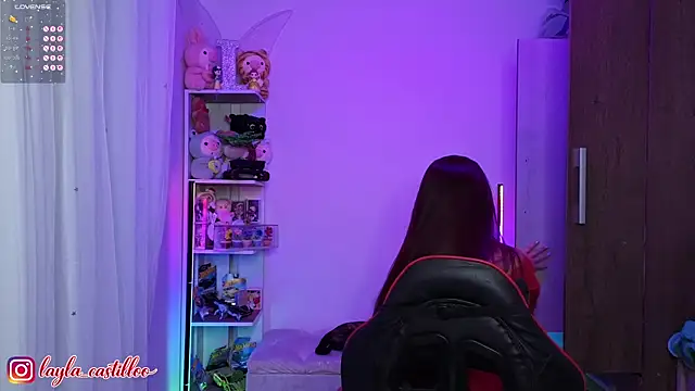 Layla castilloo online show from 04.21.26