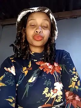 SexyLeopardxx120 online show from 12.21.24