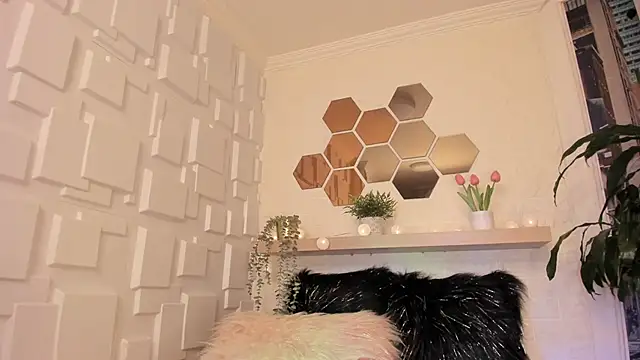 Snapshot of Esteff__o2 chatting on 02.07.25 Esteff o2 online show from 02.07.25