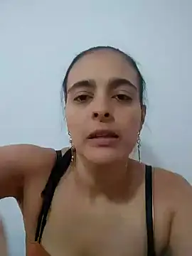 Snapshot of Fiery-Angel chatting on 02.15.25 Fiery-Angel online show from 02.15.25