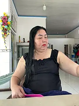 Snapshot of NDith chatting on 03.15.26 NDith online show from 03.15.26