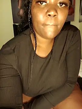 Snapshot of Cherriikenzie chatting on 10.12.25 Cherriikenzie online show from 10.12.25