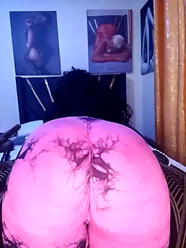 Snapshot of Cherriikenzie chatting on 10.18.25 Cherriikenzie online show from 10.18.25