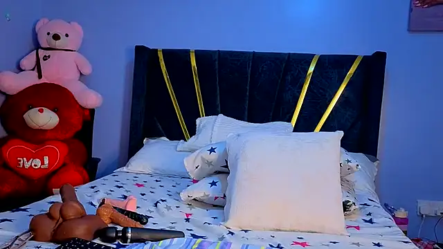 Cherriikenzie online show from 04.08.26