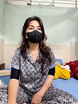 lyna bl online show from 03.07.26