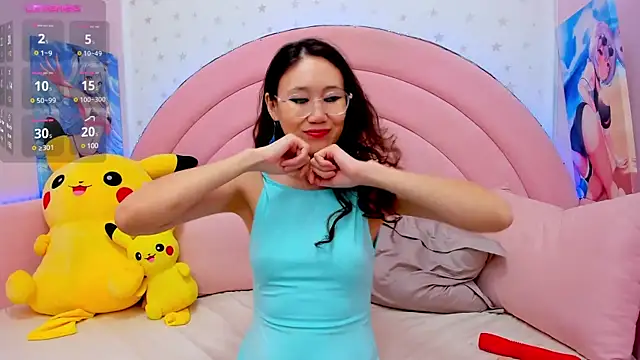 Snapshot of Nao__Chan_ chatting on 02.11.25 Nao Chan online show from 02.11.25