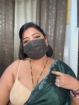 Snapshot of Oh-Monika chatting on 09.26.25 Oh-Monika online show from 09.26.25