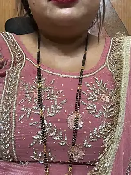 Snapshot of Oh-Monika chatting on 10.20.25 Oh-Monika online show from 10.20.25