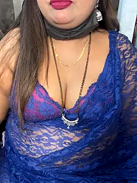 Snapshot of Oh-Monika chatting on 10.29.25 Oh-Monika online show from 10.29.25