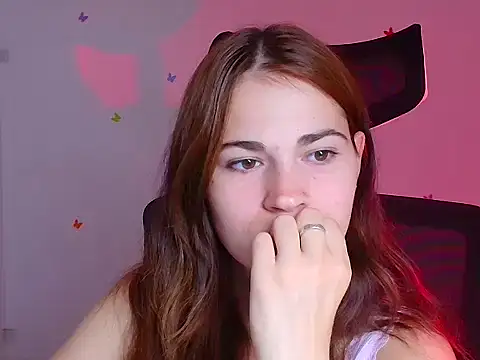 Loon Amore online show from 09.10.25