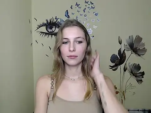 StrangerGi online show from 12.04.24