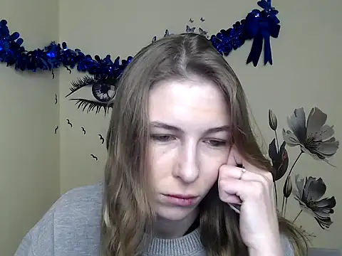 StrangerGi online show from 01.04.25