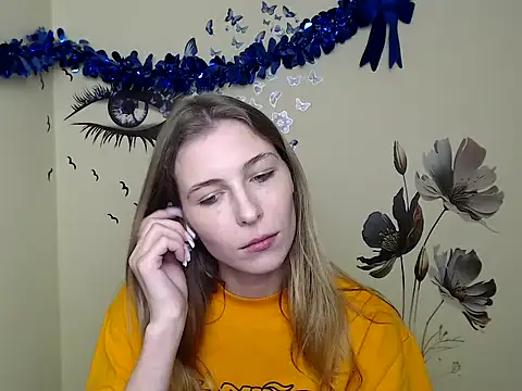 StrangerGi online show from 01.11.25