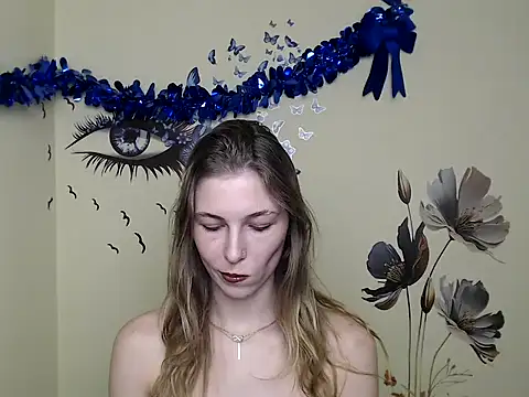 StrangerGi online show from 01.12.25