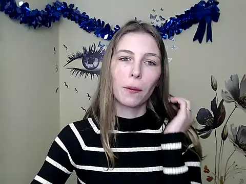 StrangerGi online show from 02.13.25