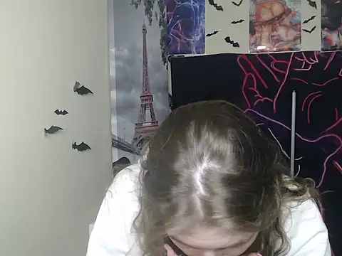 StrangerGi online show from 11.22.25