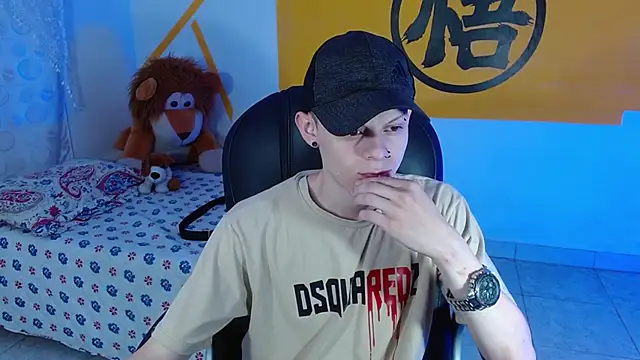 Snapshot of Matthew_Boy_ chatting on 01.07.25 Matthew Boy online show from 01.07.25