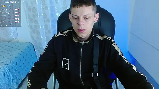 Snapshot of Matthew_Boy_ chatting on 02.21.25 Matthew Boy online show from 02.21.25