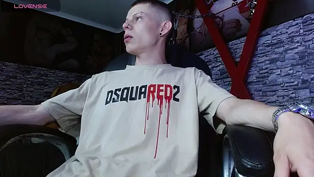 Snapshot of Matthew_Boy_ chatting on 03.12.25 Matthew Boy online show from 03.12.25