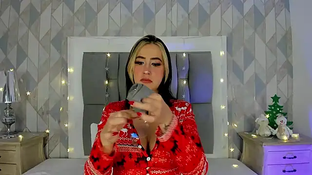 anais cooper online show from 12.21.24