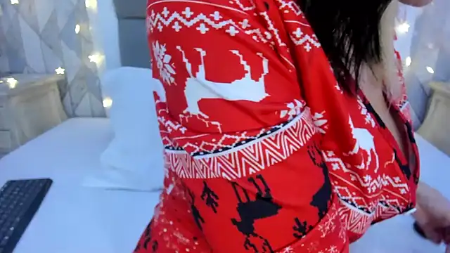 anais cooper online show from 12.21.24