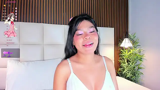 Snapshot of CailynBrowm chatting on 10.07.25 CailynBrowm online show from 10.07.25