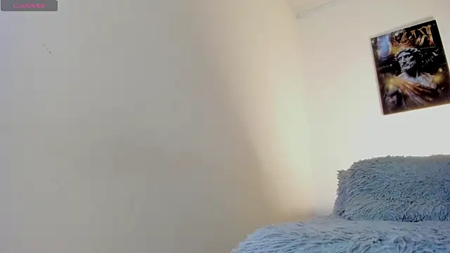 Snapshot of Nina_Fuentes chatting on 09.29.25 Nina Fuentes online show from 09.29.25