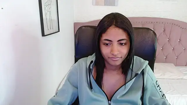 shaneelle online show from 11.05.25