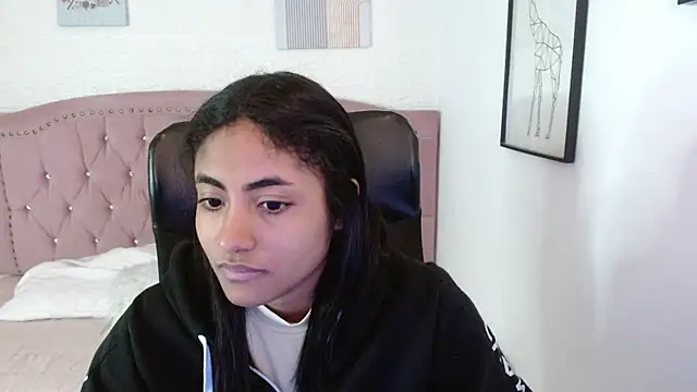 shaneelle online show from 11.08.25