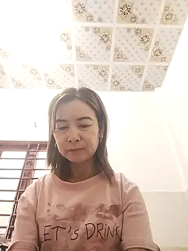 Sexy-ladyboobs20 online show from 10.03.25