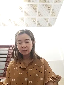 Sexy-ladyboobs20 online show from 10.30.25