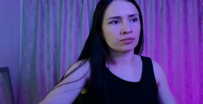 cristal hilton 10 online show from 02.27.26